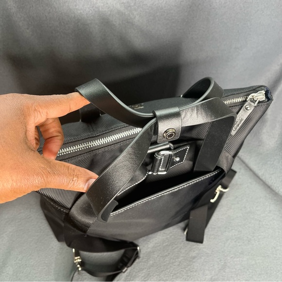 TravelPro Black Laptop Backpack. NWOT - Picture 6 of 16